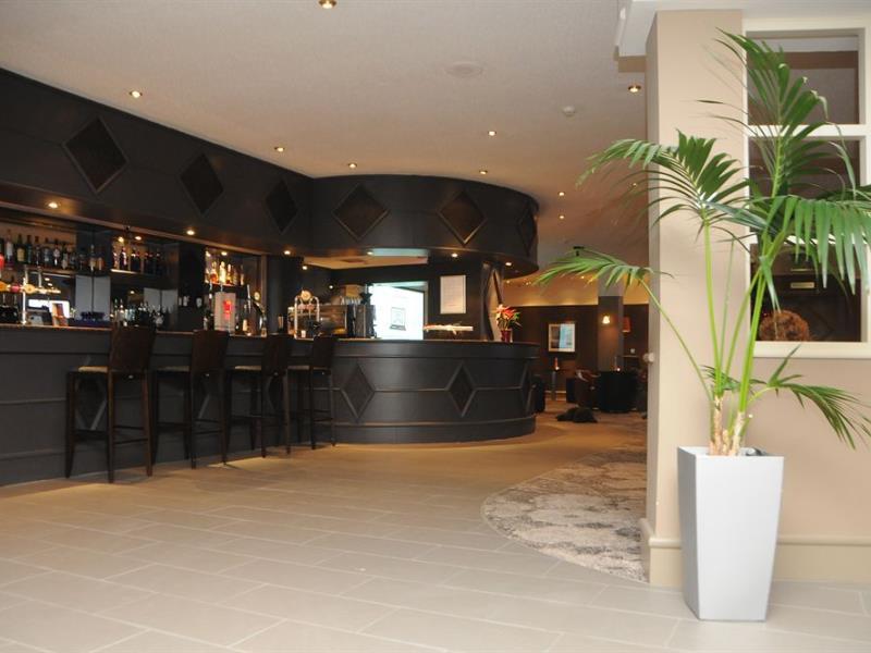 Doubletree By Hilton Aberdeen Treetops 外观 照片