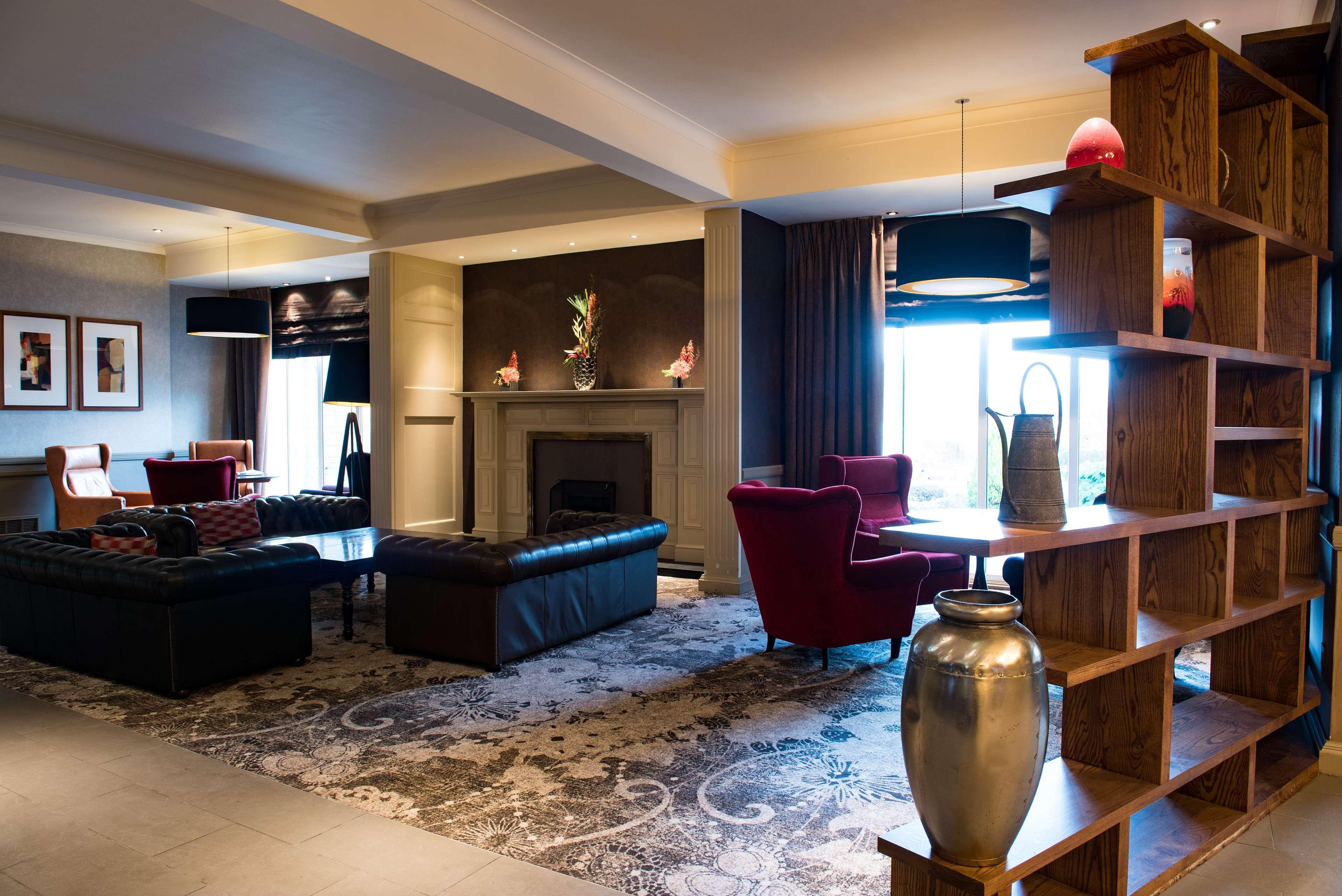 Doubletree By Hilton Aberdeen Treetops 外观 照片