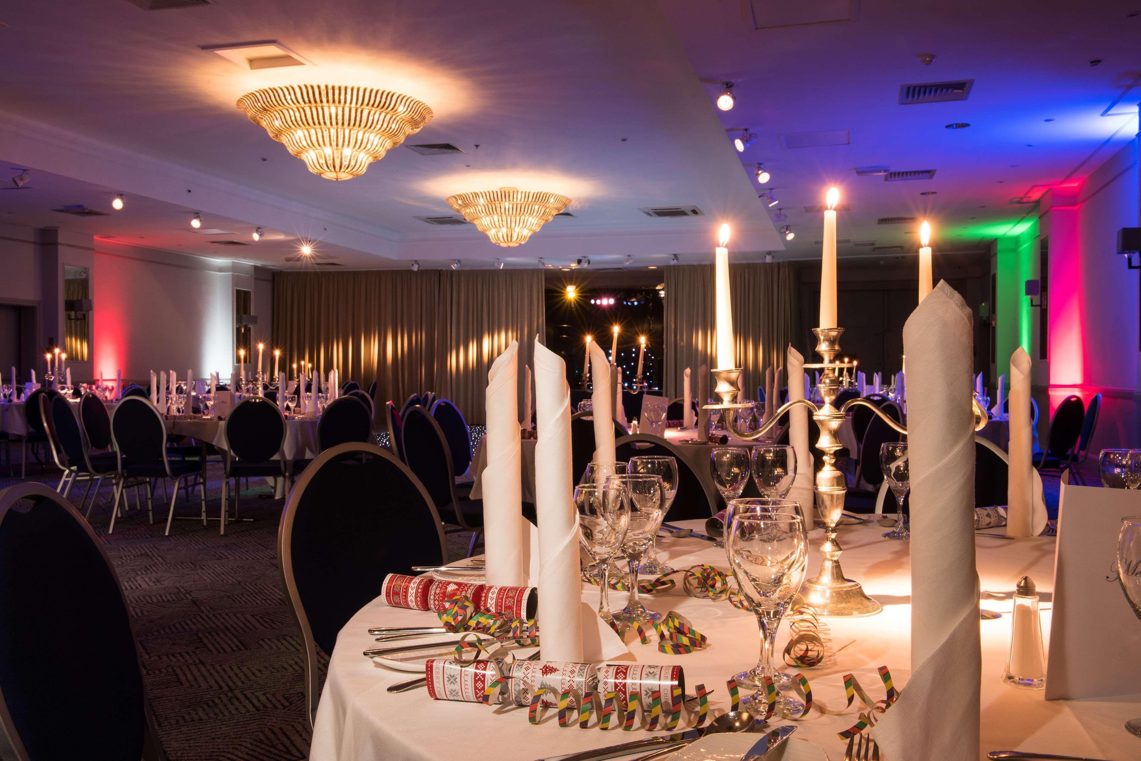 Doubletree By Hilton Aberdeen Treetops 外观 照片