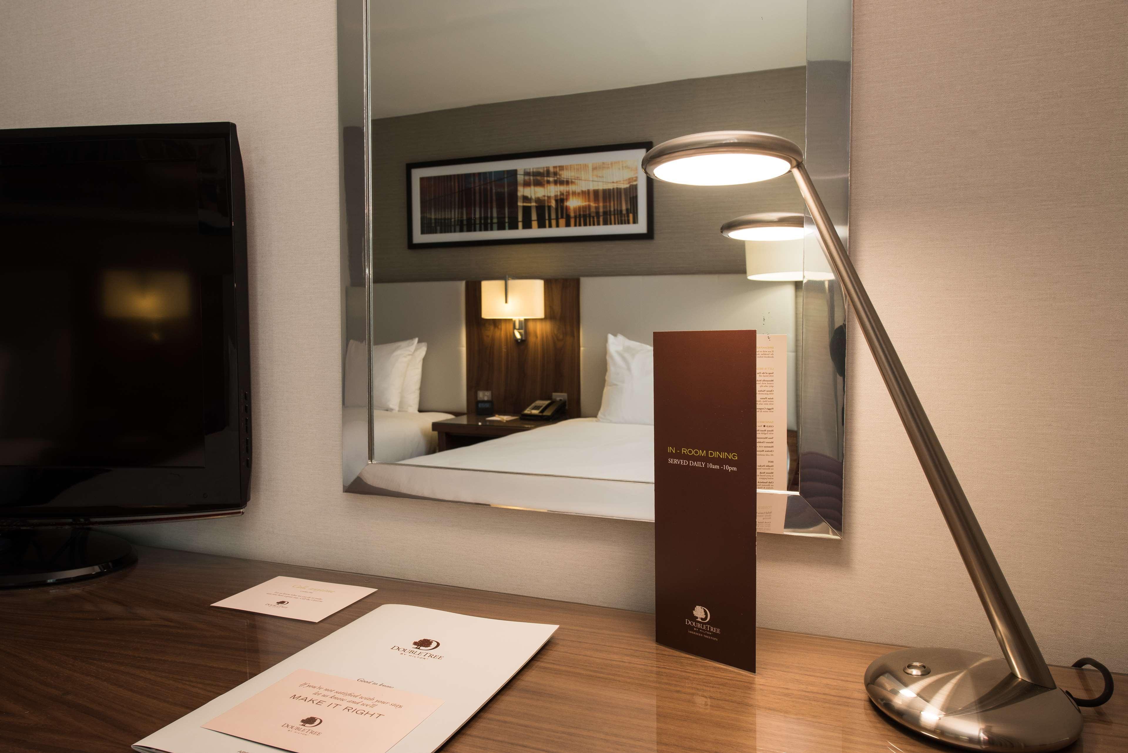 Doubletree By Hilton Aberdeen Treetops 外观 照片