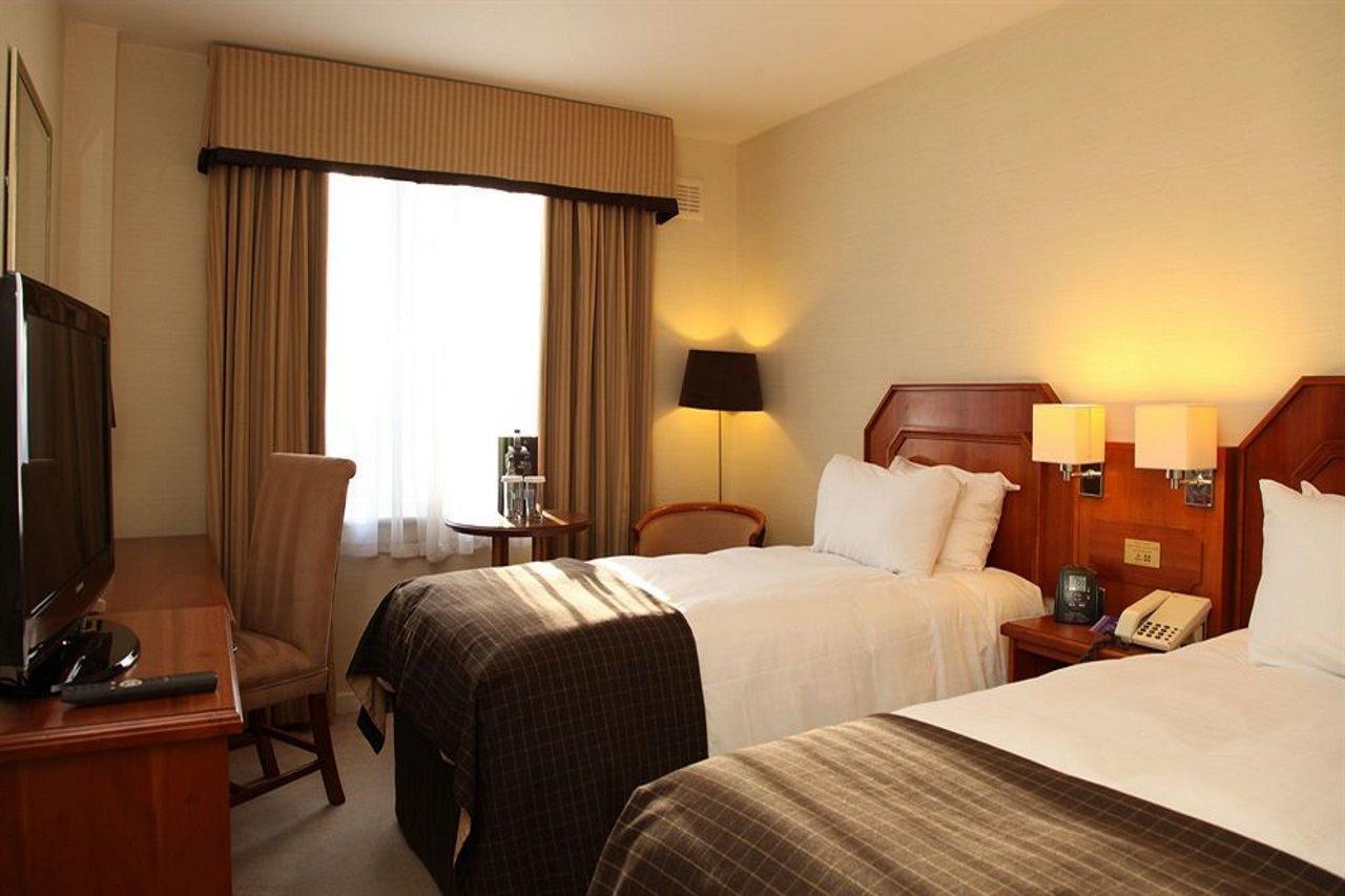 Doubletree By Hilton Aberdeen Treetops 外观 照片